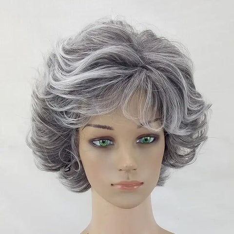 Short gray wavy wig - Heat resistant synthetic fiber, modern style, and lasting comfort. Ideal for all occasions - Anellace Short gray wavy wig - Heat resistant synthetic fiber, modern style, and lasting comfort. Ideal for all occasions - Anellace