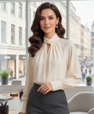 Blusa Social Feminina de Seda Manga Longa bege com decote em gota e gola alta, ideal para eventos formais e looks profissionais ANELLIMN