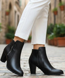 Comprar bota feminina de couro com salto bloco e zíper lateral para looks elegantes, urbanos e confortáveis no dia a dia VIA MARTE