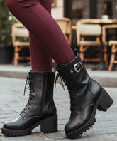 Comprar bota feminina tratorada forrada coturno com salto grosso e cano alto para inverno com conforto térmico e estilo urbano em promoção VIA MARTE