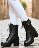 Comprar bota feminina tratorada forrada coturno com salto grosso e cano alto para inverno com conforto térmico e estilo urbano em promoção VIA MARTE