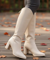 Comprar bota de montaria feminina branca Western de couro legítimo com cano longo, salto bloco e bico fino para looks sofisticados de frio barato VIZZANO