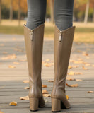Comprar bota de montaria feminina branca Western de couro legítimo com cano longo, salto bloco e bico fino para looks sofisticados de frio barato VIZZANO