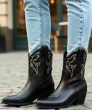 Comprar bota texana feminina cano curto com salto grosso confortável e bico fino em couro promoção VIZZANO