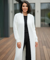 Comprar cardigan feminino peluciado longo em tricot macio e impecável para dias frios ou meia-estação em promoção ZARA