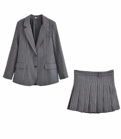 Comprar Conjunto Alfaiataria Risca de Giz Feminino Social ZARA
