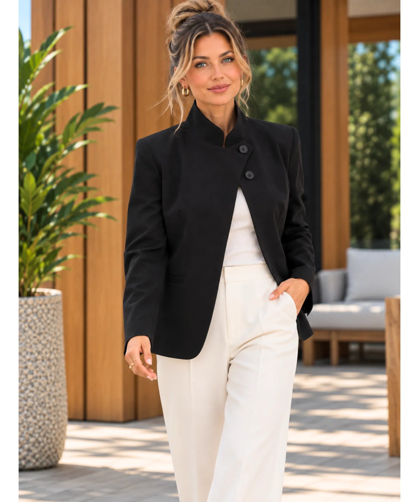 Black casual blazer with front pockets