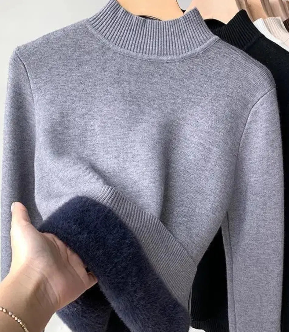 Comprar blusa de frio feminina grossa de tricot peluciada cinza com gola alta e cashmere para inverno em promoção ZARA
