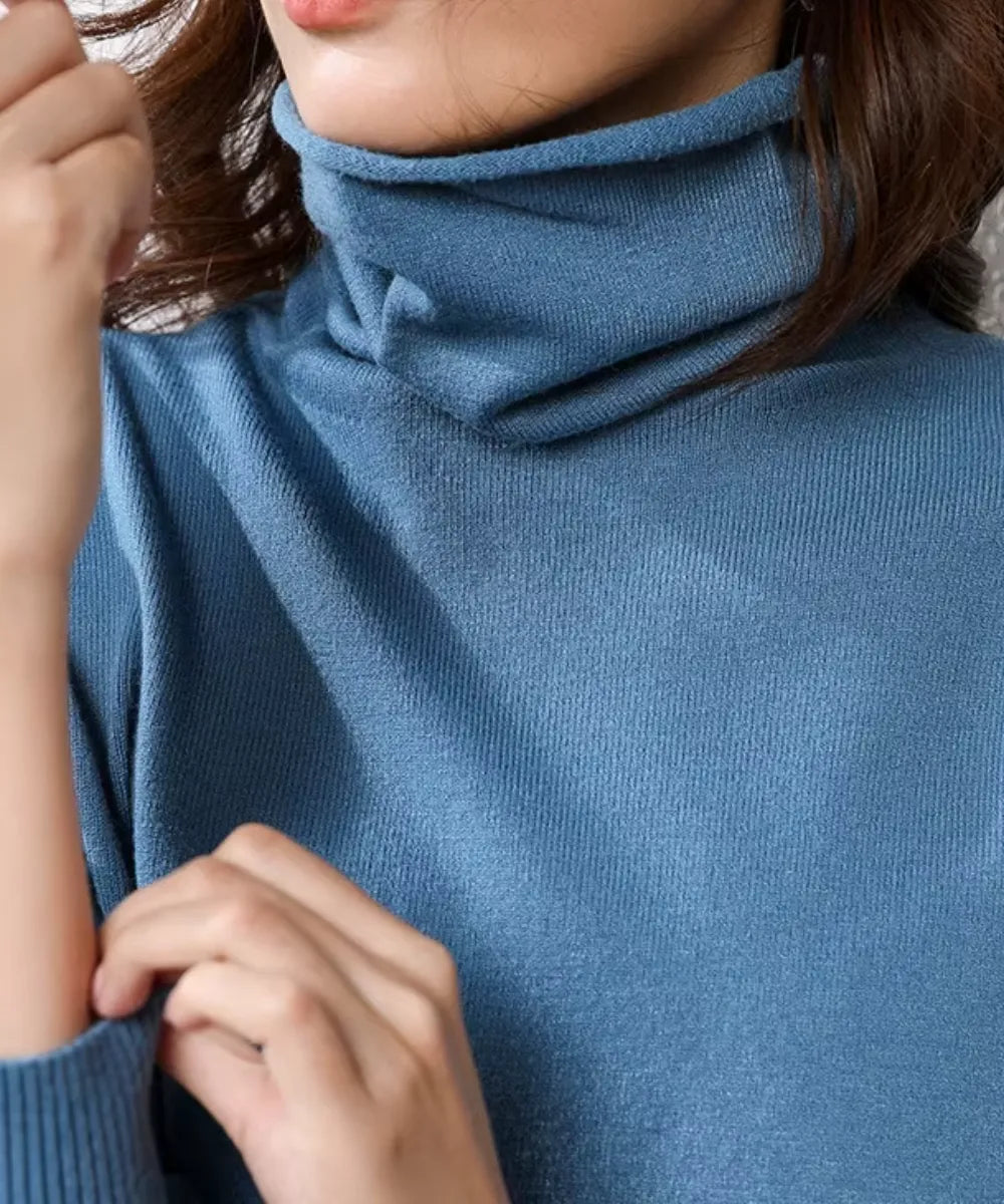 Comprar blusa de malha feminina azul gola alta em tricot macio com fio cashmere para looks elegantes no outono e inverno em promoção ZARA

