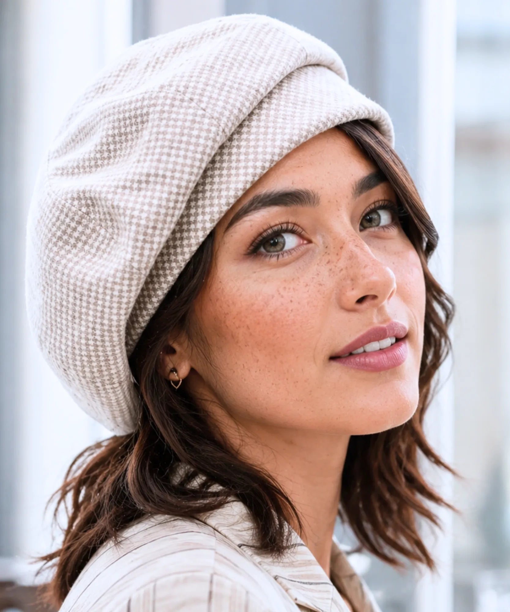 Women's Ivory Wool-Blend French Beret