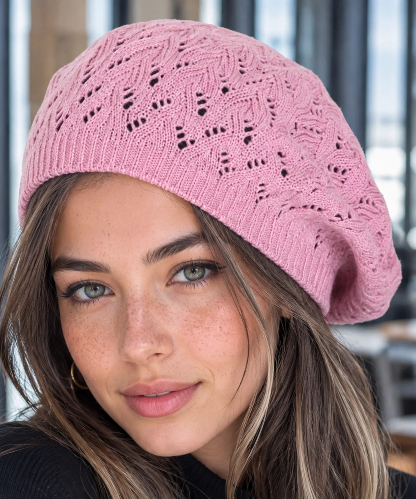 Women's Pink Openwork Knit French Beret