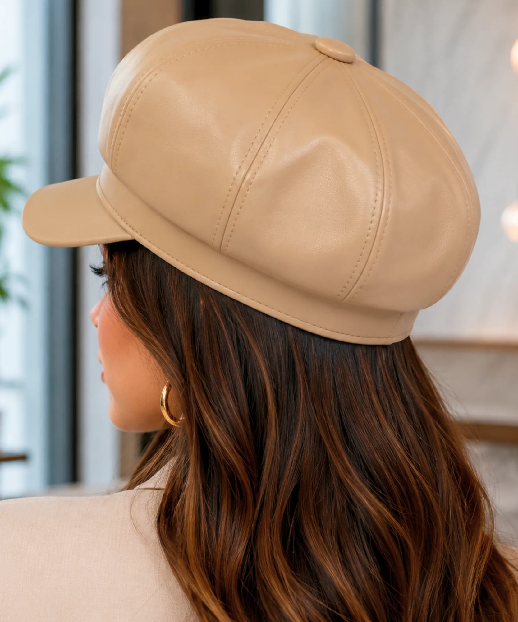 Women's Ivory Leather Newsboy Cap