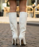 Comprar bota bico fino feminina cano alto malha knit texturizada salto stiletto franzida barata AREZZO