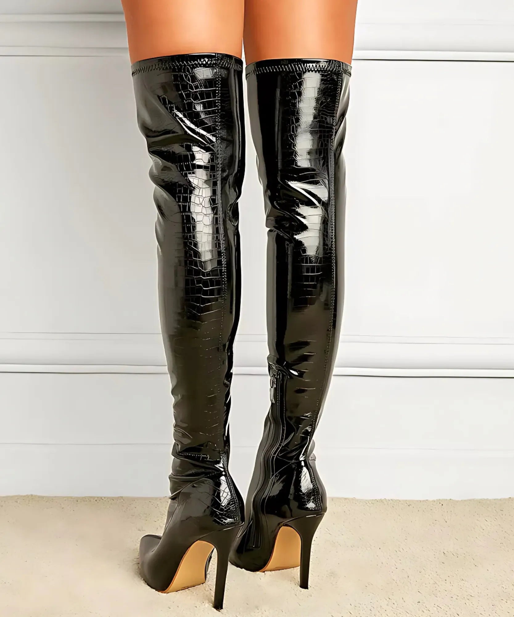 Comprar Bota Cano Longo Feminina Couro Salto Alto Over the Knee elegante confortável festa trabalho em promoção