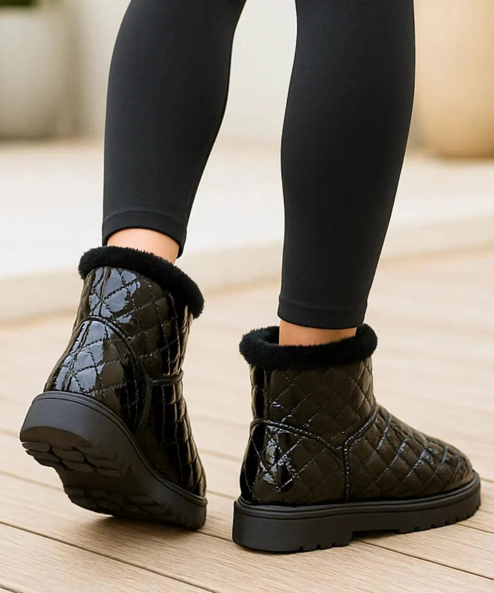 Comprar bota feminina de couro com salto bloco e zíper lateral para looks elegantes, urbanos e confortáveis no dia a dia ANELLIMN