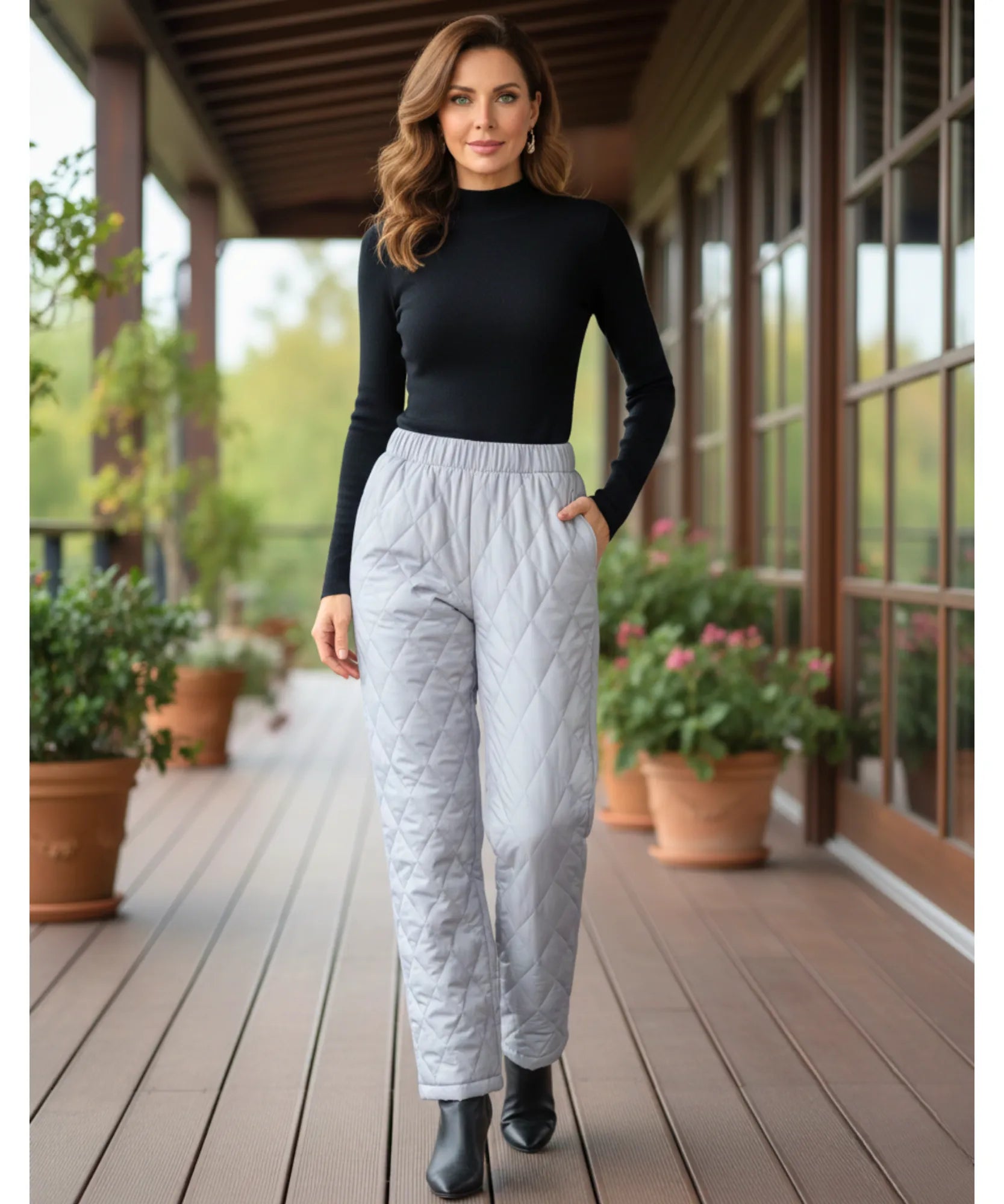 Women's quilted thermal pants, diamond-quilted texture detail