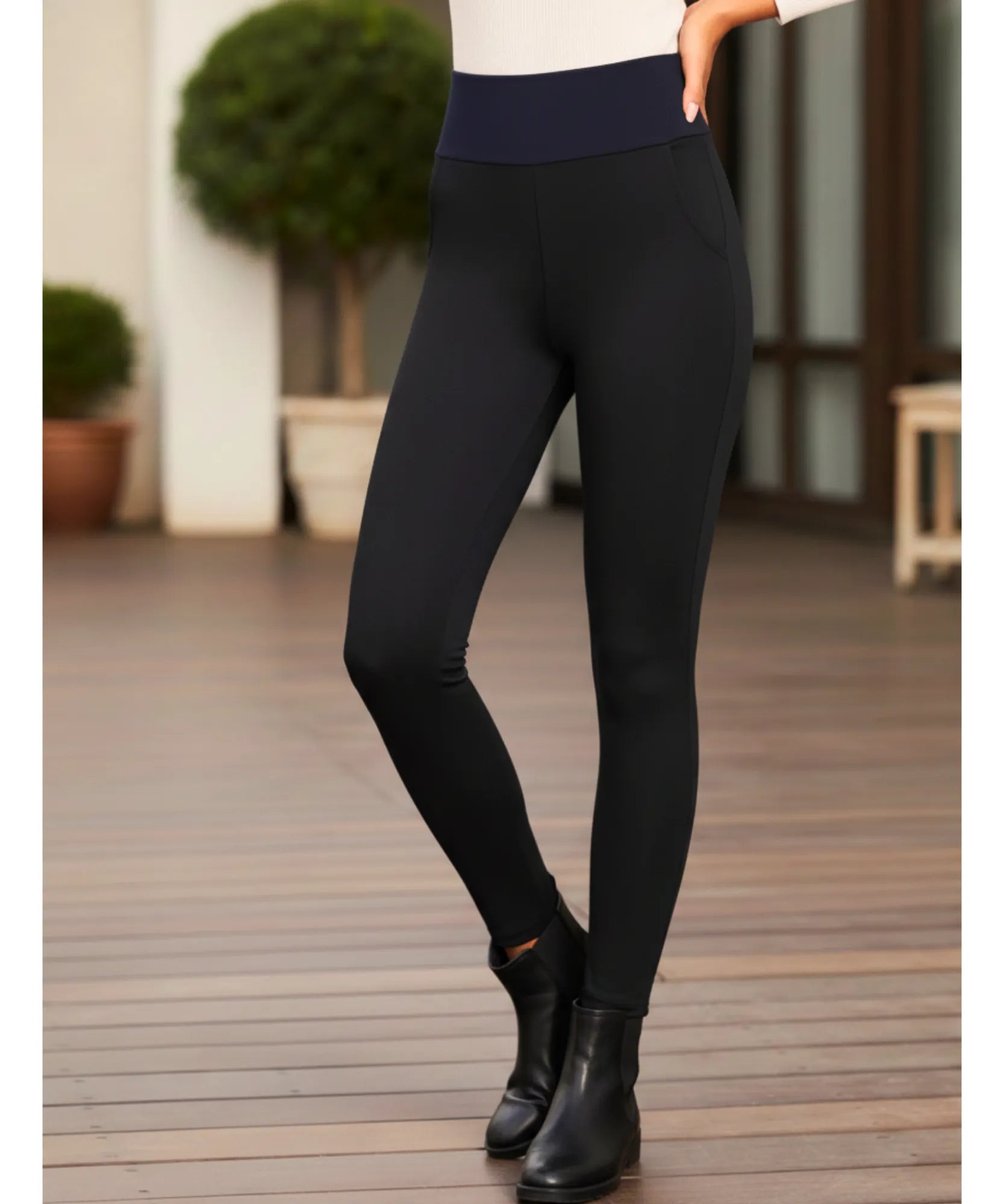 Women's fleece-lined leggings in Black, waistband detail