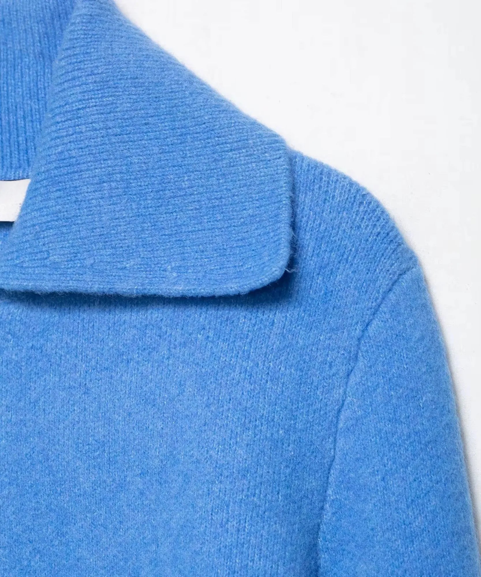 Women's cornflower blue cardigan collar and knit texture detail