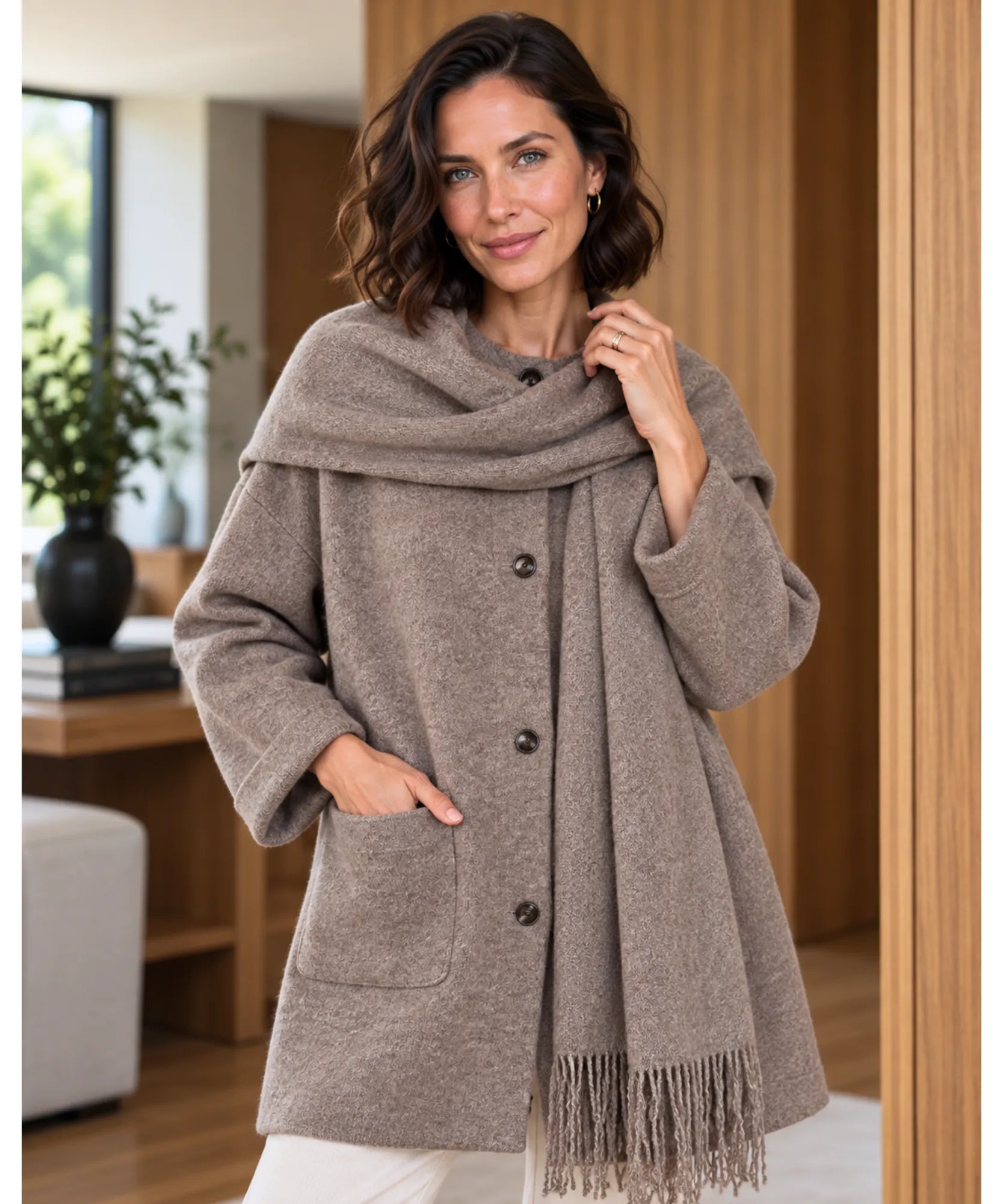 Women's warm short coat with fringe scarf in taupe
