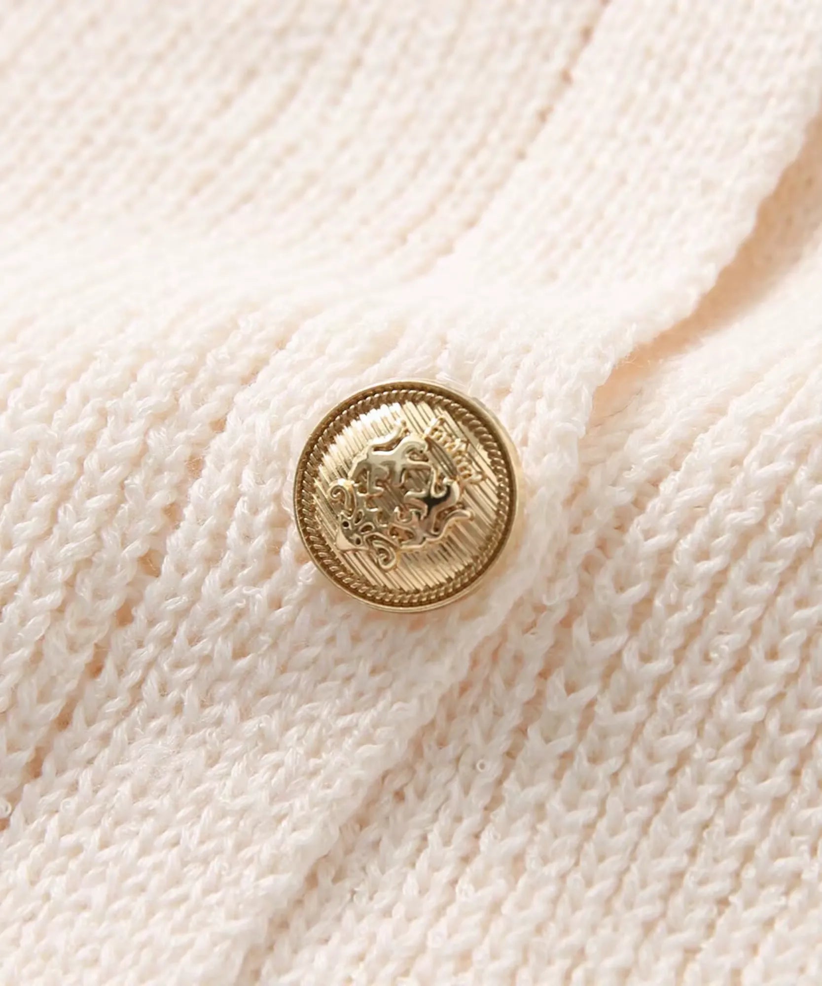 Women's ribbed knit cardigan vest in Ivory