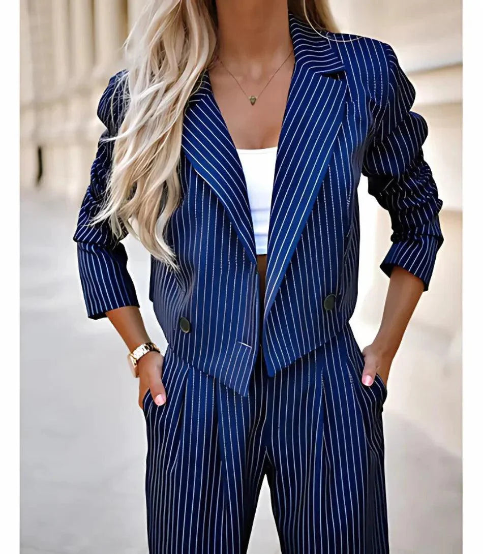 Comprar Conjunto Social Feminino Alfaiataria Risca de Giz barato Azul Marinho ZARA