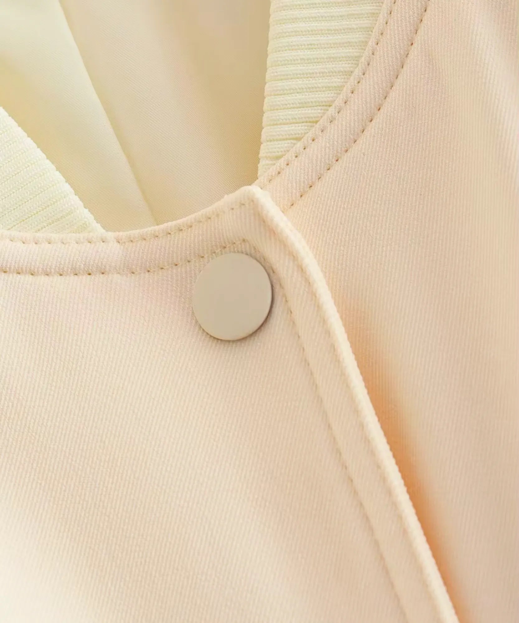 Women's cotton twill bomber jacket in ivory
