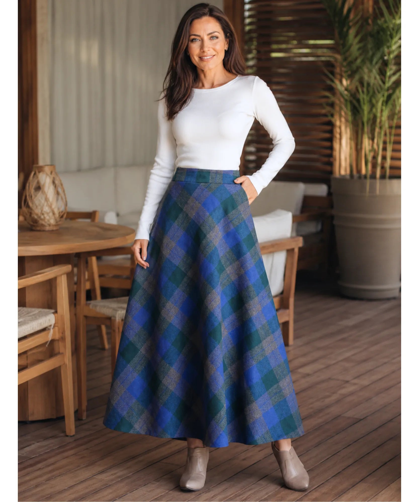 Women's blue plaid wool maxi skirt, fabric detail
