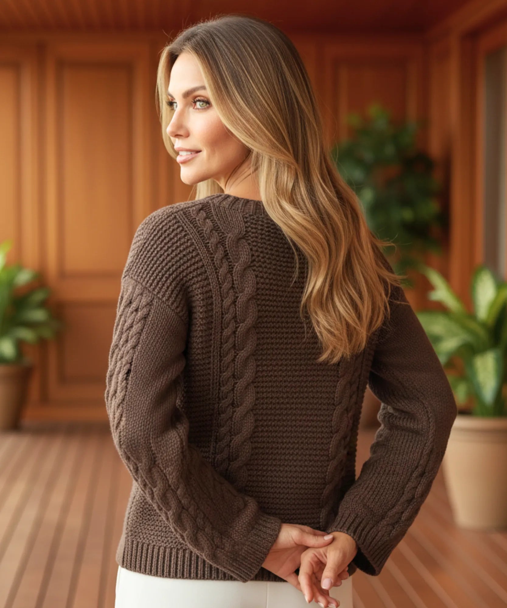 Women's Chunky Knit Sweater in Dark Brown, knit texture detail