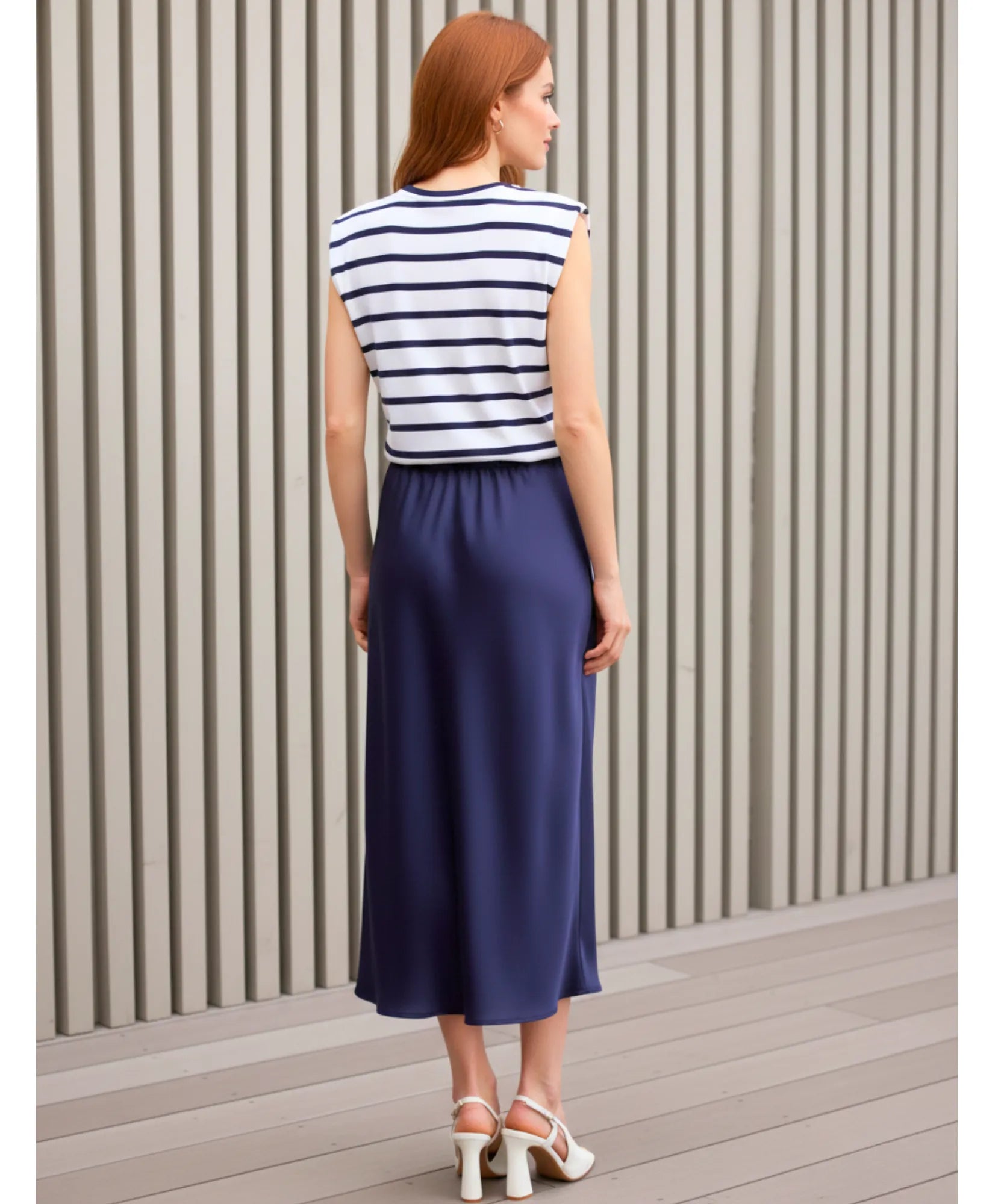 Comprar vestido midi feminino listrado casual malha confortável com saia lisa elegante barato em promoção ZARA